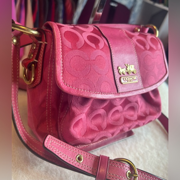 Authentic Coach bag - Picture 4 of 8